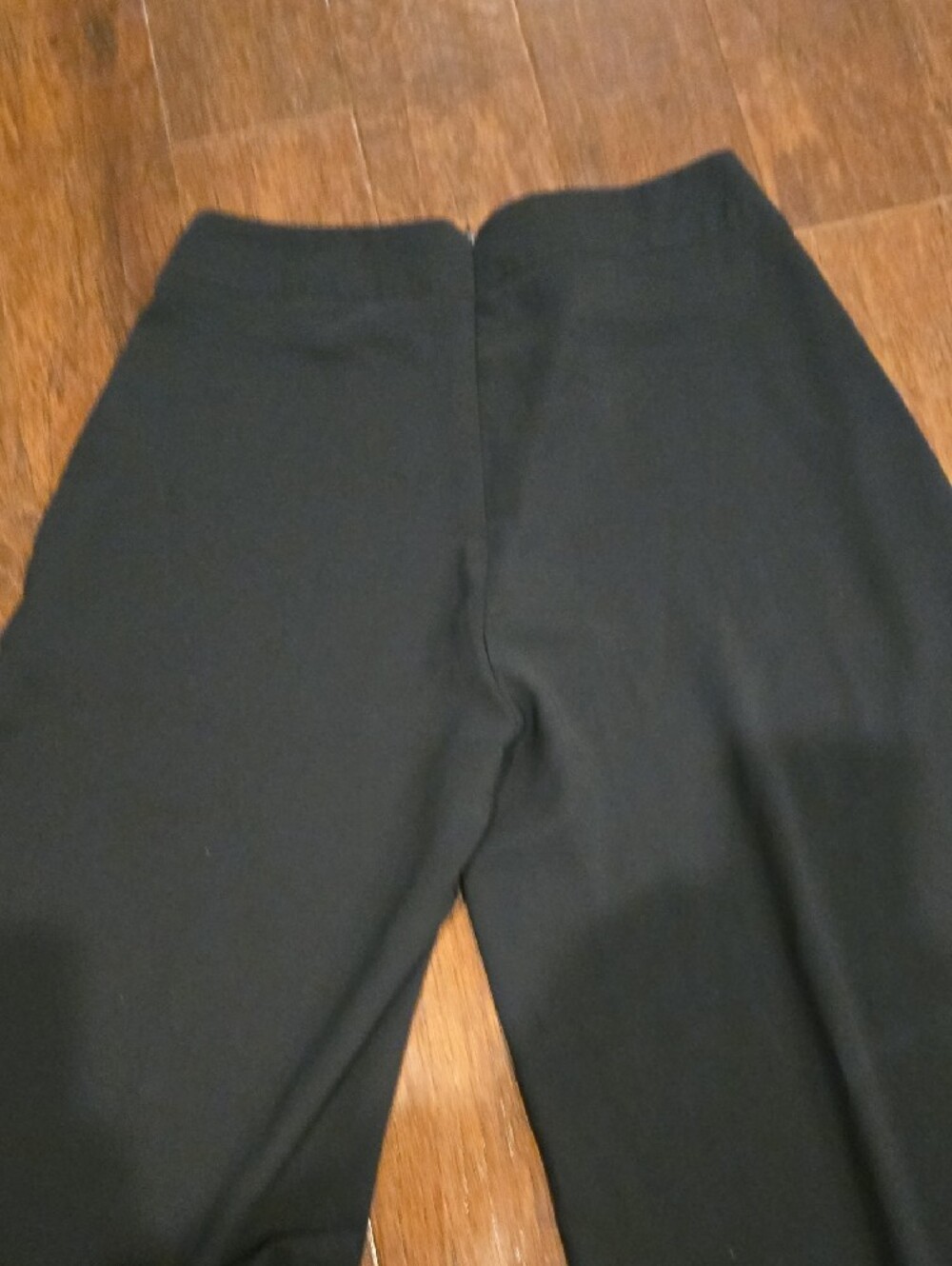 Emery Rose Wide Leg Flowy Pants in Black - Picture 7 of 10